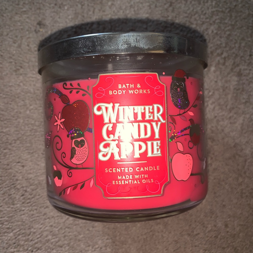 Bath and Body Works Winter Candy Apple Candle